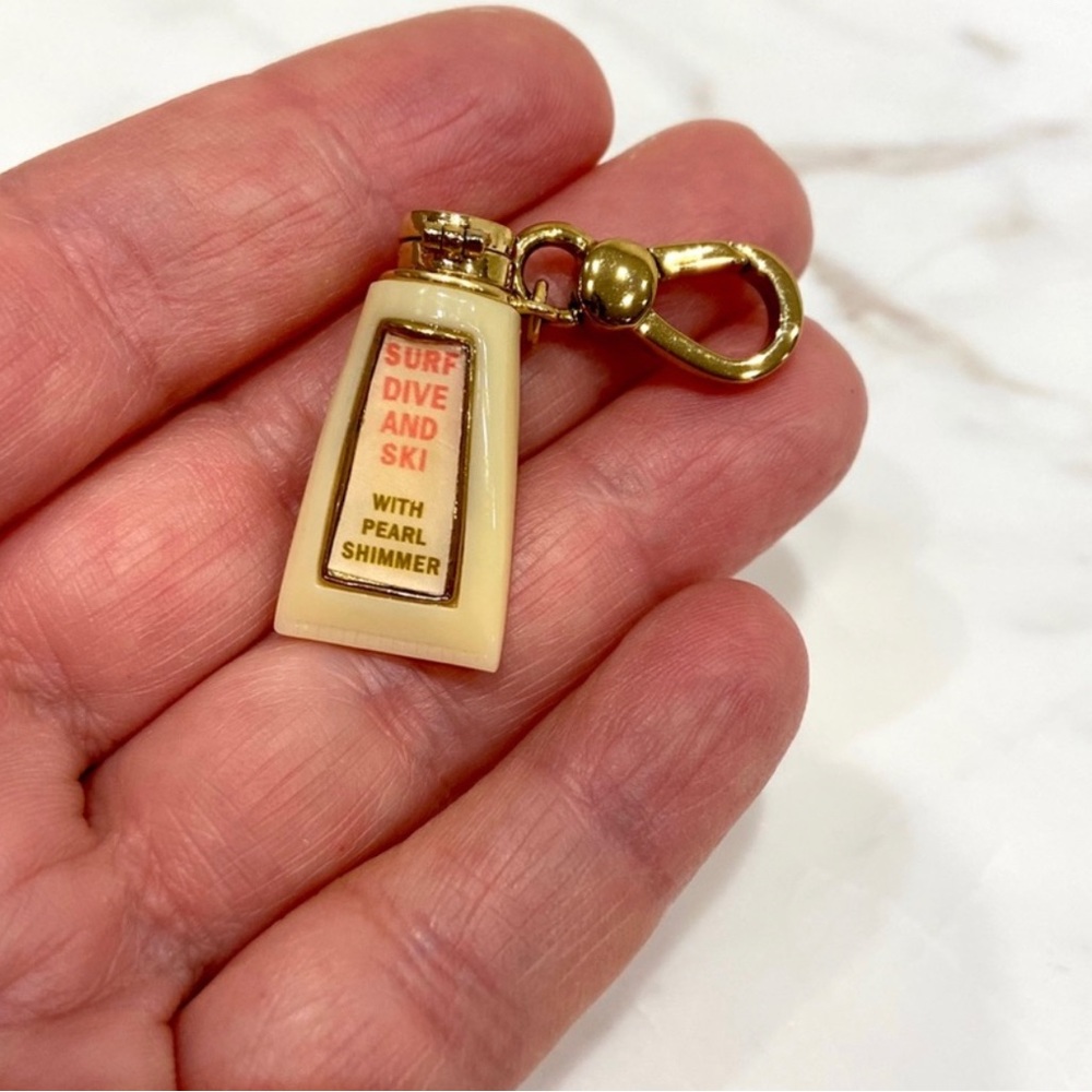 NWOT Authentic Rare Juicy Couture suntan lotion charm - Picture 8 of 15